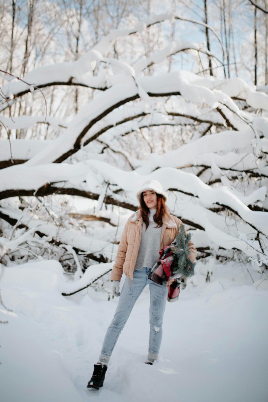 Puffer Jacket and Skinny Jeans